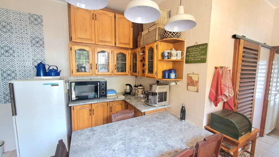 5 Bedroom Property for Sale in Three Rivers Proper Gauteng