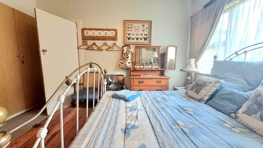 5 Bedroom Property for Sale in Three Rivers Proper Gauteng