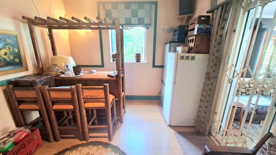 5 Bedroom Property for Sale in Three Rivers Proper Gauteng