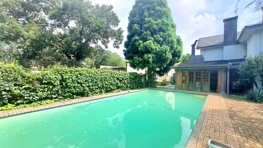 5 Bedroom Property for Sale in Three Rivers Proper Gauteng