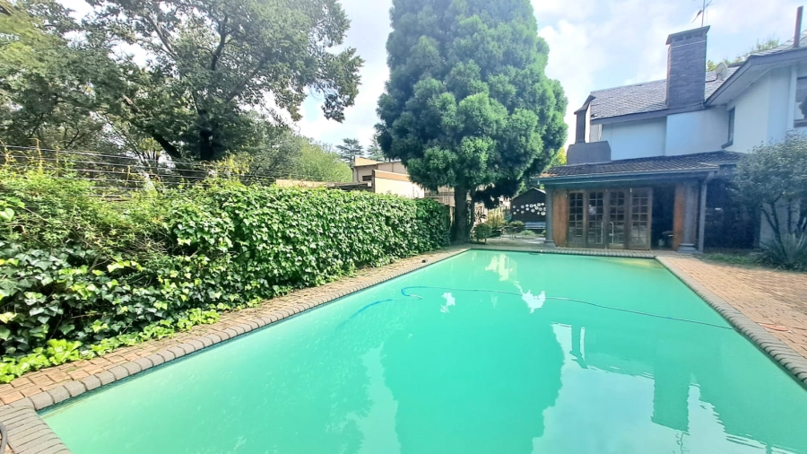 5 Bedroom Property for Sale in Three Rivers Proper Gauteng
