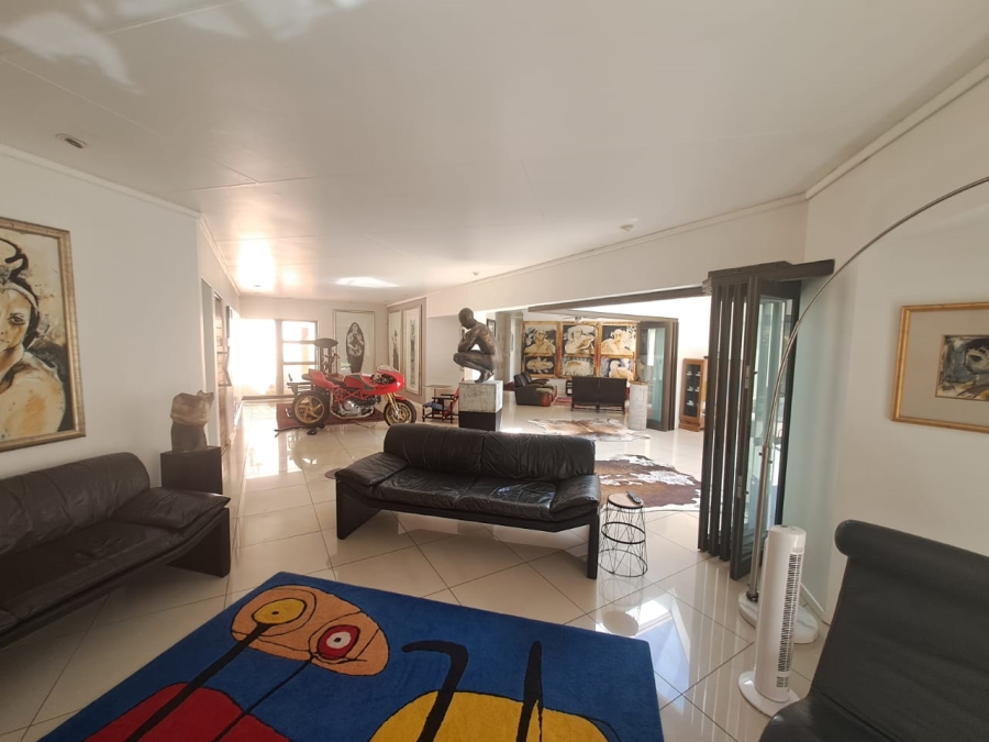 4 Bedroom Property for Sale in Three Rivers Proper Gauteng