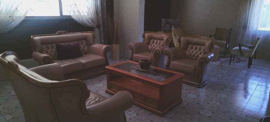 8 Bedroom Property for Sale in Three Rivers East Gauteng