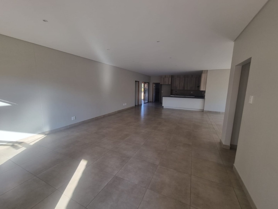 2 Bedroom Property for Sale in Mantevrede Gauteng