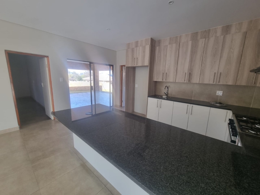 2 Bedroom Property for Sale in Mantevrede Gauteng