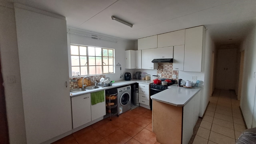 3 Bedroom Property for Sale in Country View Gauteng