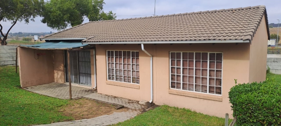 3 Bedroom Property for Sale in Country View Gauteng