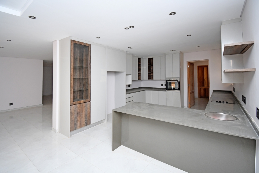 4 Bedroom Property for Sale in Houghton Estate Gauteng