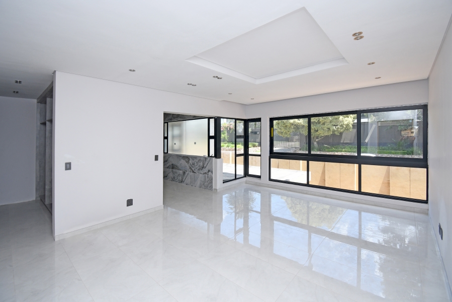 4 Bedroom Property for Sale in Houghton Estate Gauteng