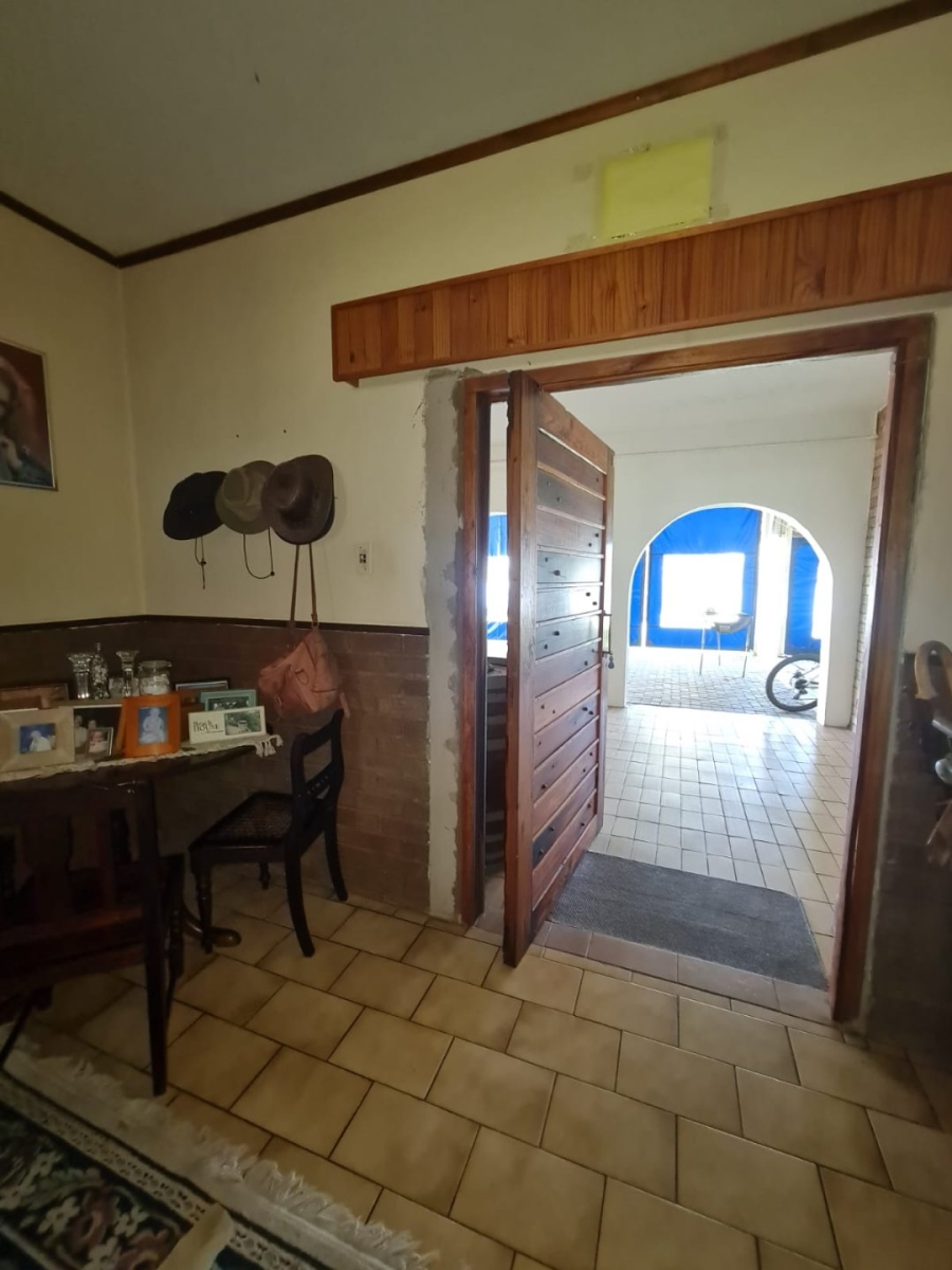 7 Bedroom Property for Sale in Kaalplaats Gauteng