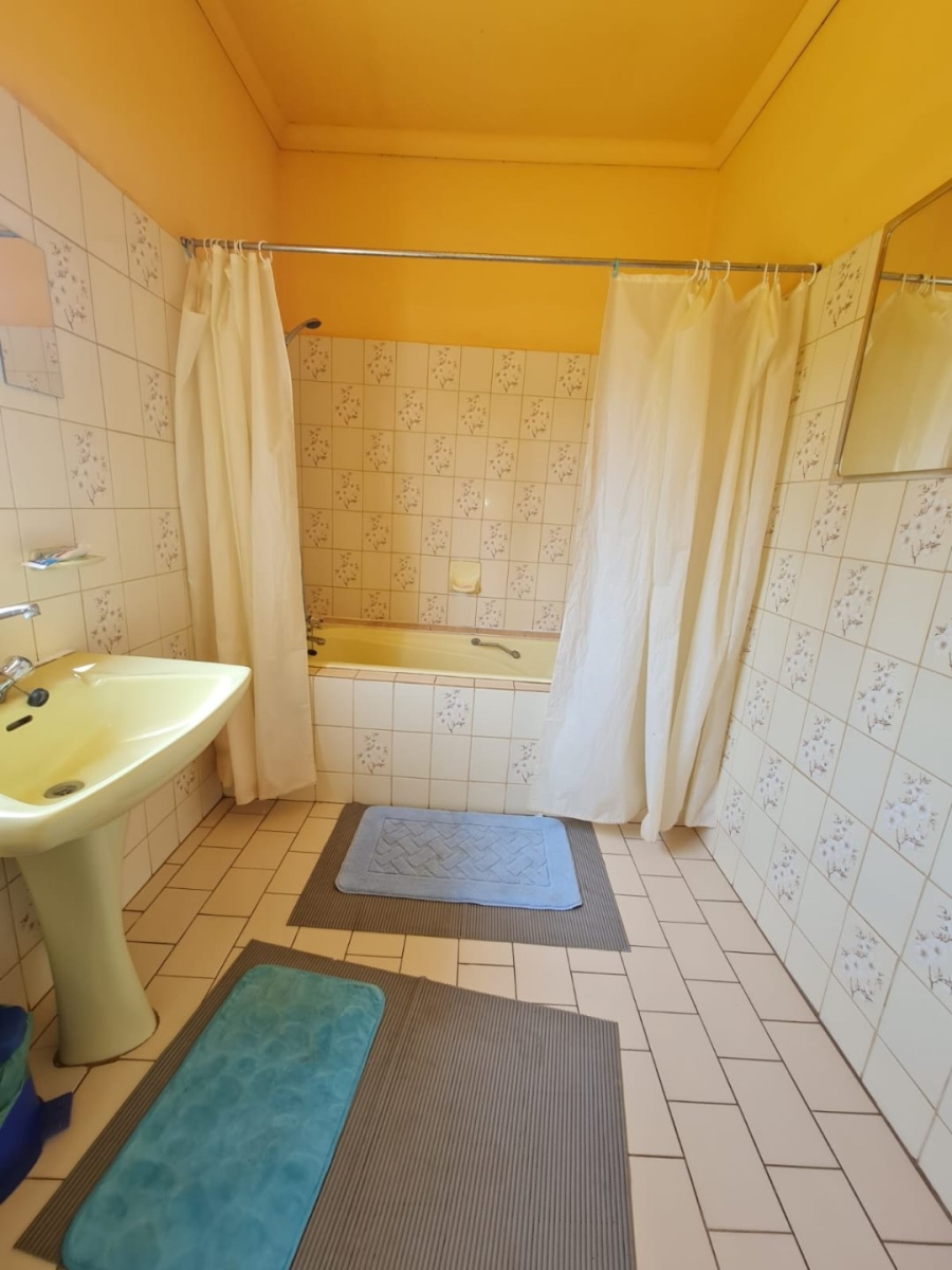 7 Bedroom Property for Sale in Kaalplaats Gauteng