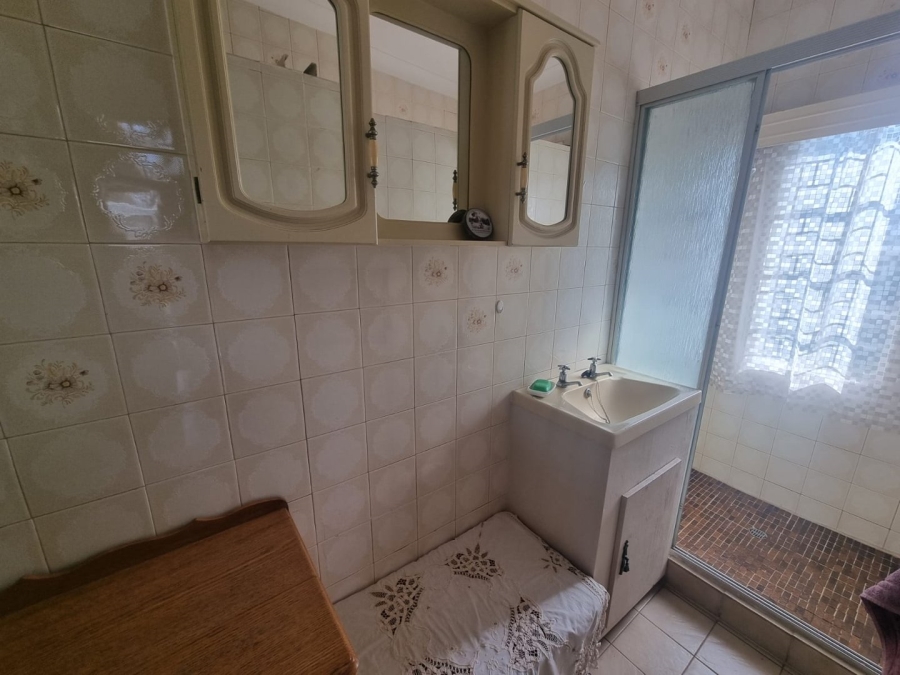 6 Bedroom Property for Sale in Kaalplaats Gauteng