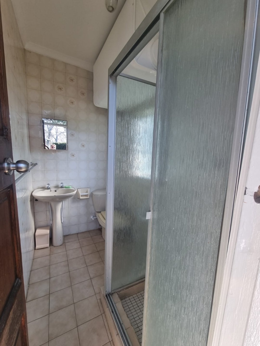 6 Bedroom Property for Sale in Kaalplaats Gauteng