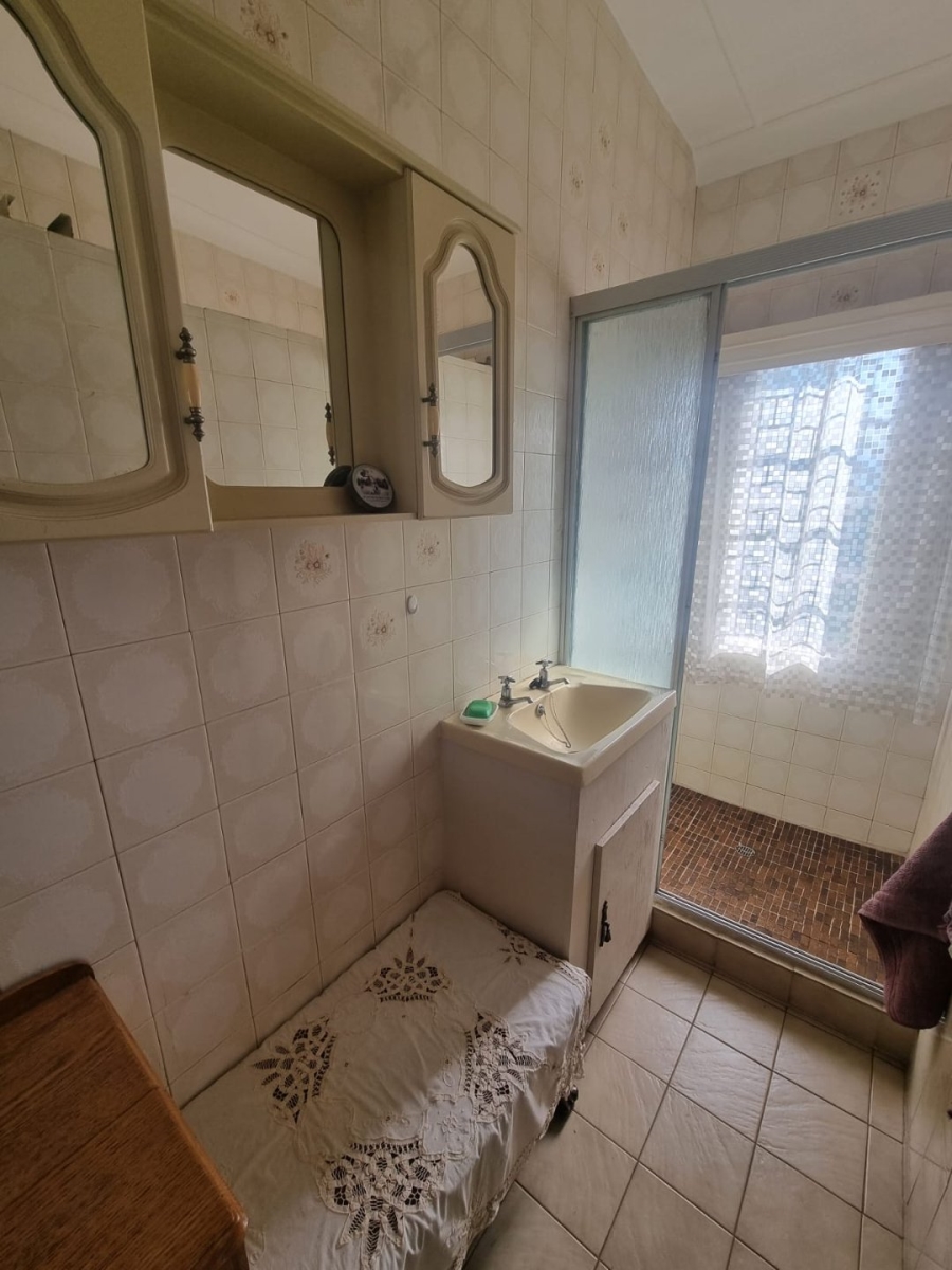 6 Bedroom Property for Sale in Kaalplaats Gauteng