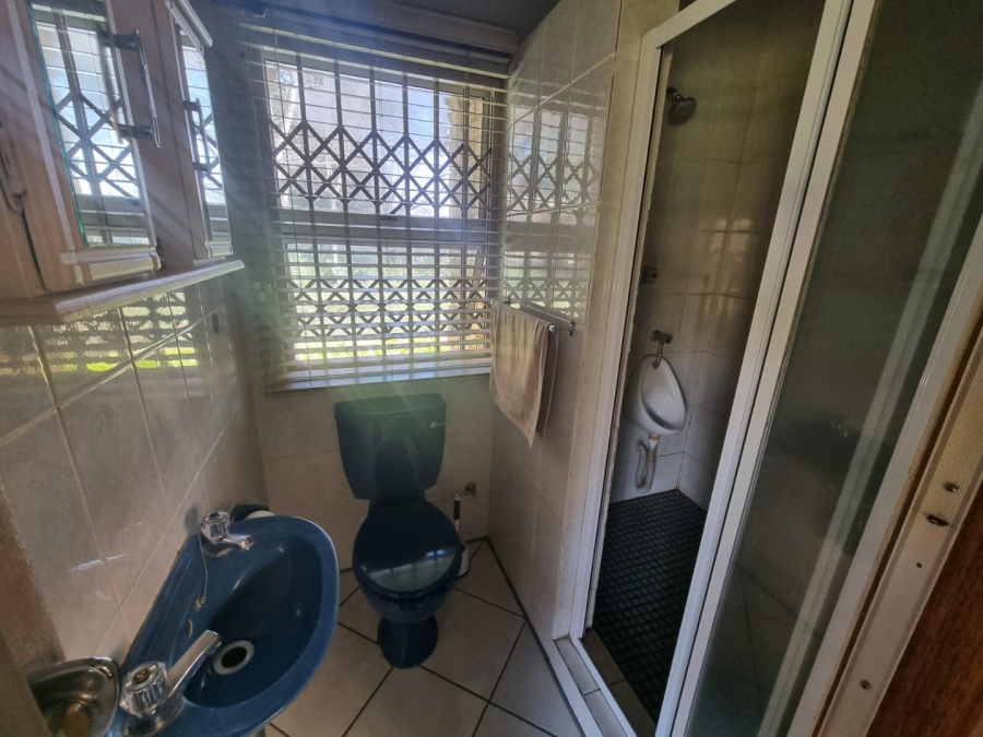 6 Bedroom Property for Sale in Kaalplaats Gauteng