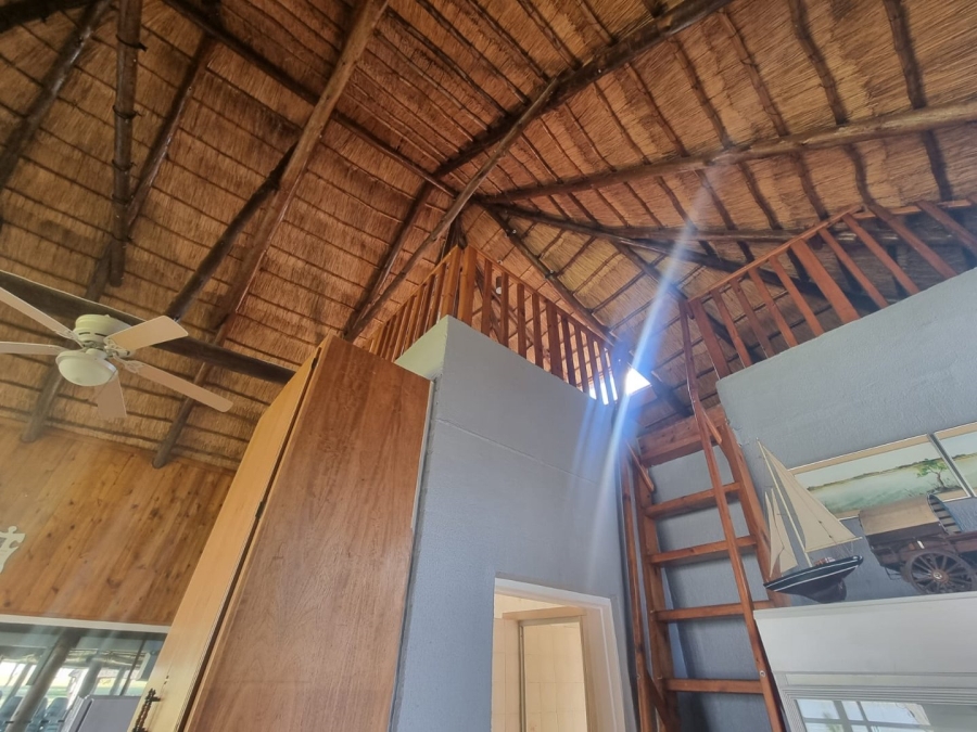 6 Bedroom Property for Sale in Kaalplaats Gauteng