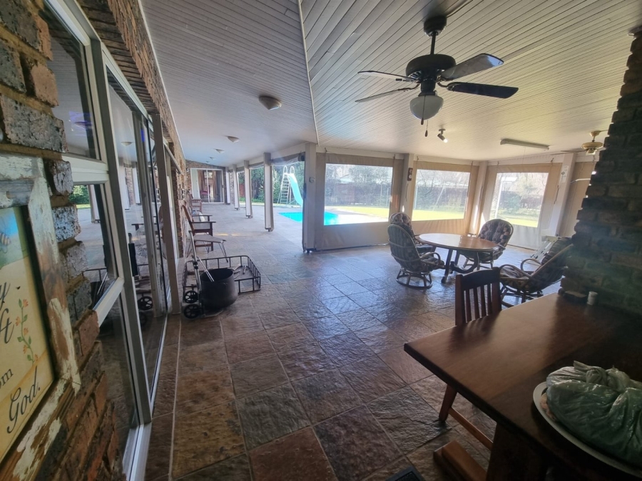 6 Bedroom Property for Sale in Kaalplaats Gauteng