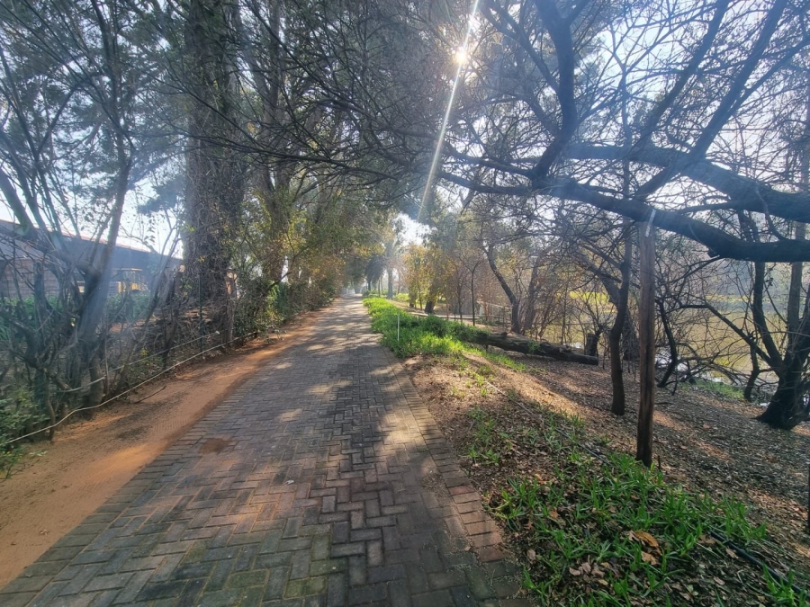 6 Bedroom Property for Sale in Kaalplaats Gauteng