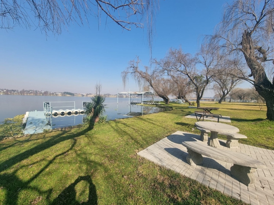 6 Bedroom Property for Sale in Kaalplaats Gauteng