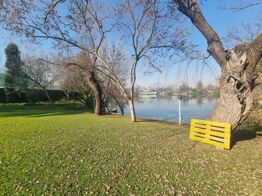 6 Bedroom Property for Sale in Kaalplaats Gauteng