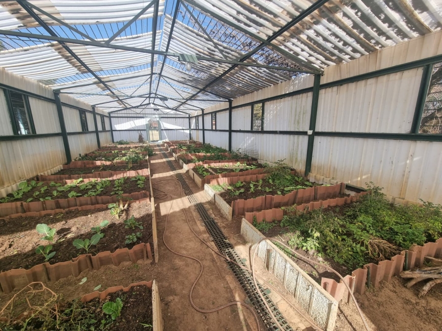 6 Bedroom Property for Sale in Kaalplaats Gauteng