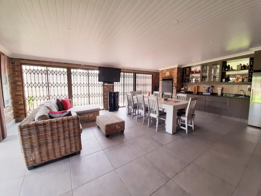 3 Bedroom Property for Sale in Mantevrede Gauteng