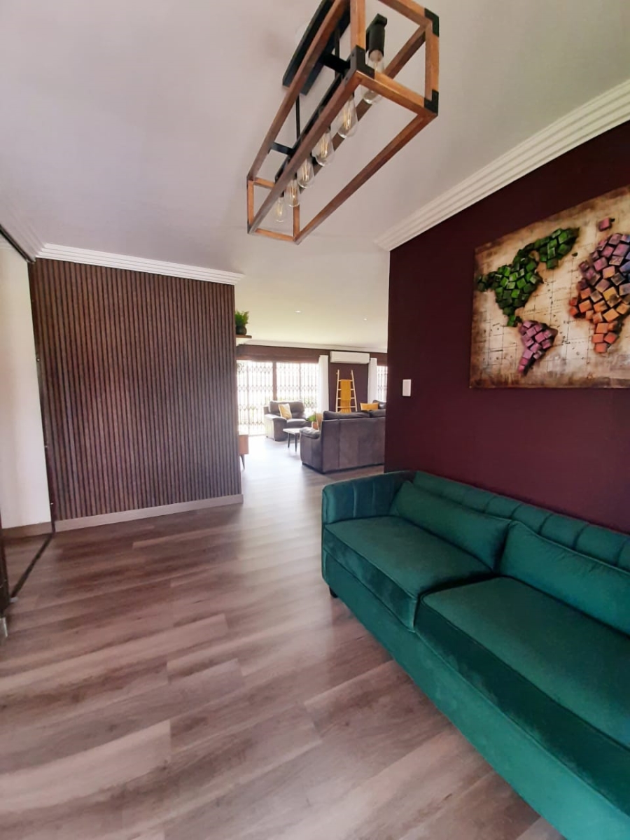 3 Bedroom Property for Sale in Mantevrede Gauteng