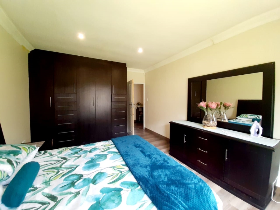 3 Bedroom Property for Sale in Mantevrede Gauteng