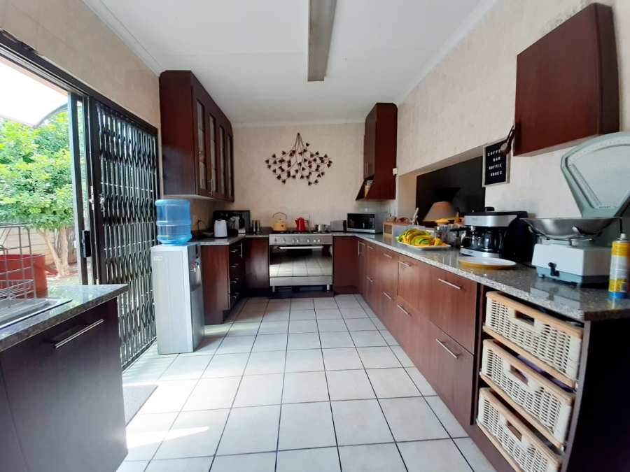 3 Bedroom Property for Sale in Mantevrede Gauteng