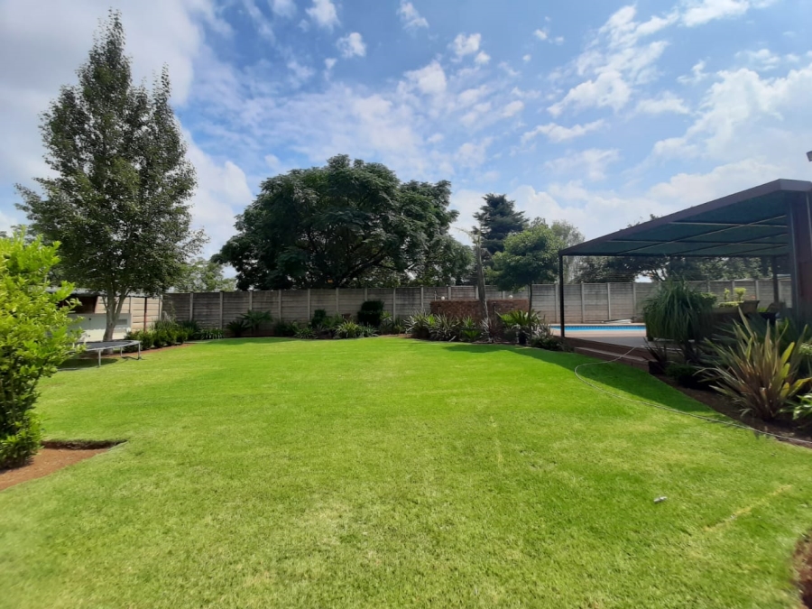 3 Bedroom Property for Sale in Mantevrede Gauteng