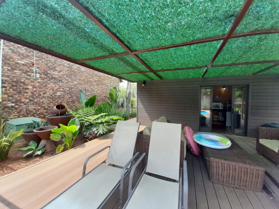 3 Bedroom Property for Sale in Mantevrede Gauteng