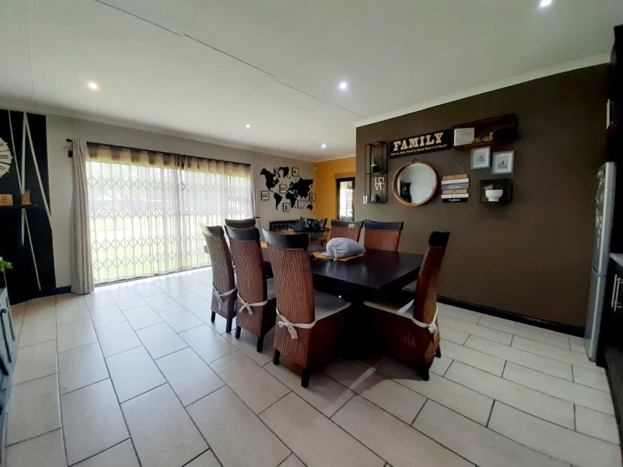 3 Bedroom Property for Sale in Mantevrede Gauteng