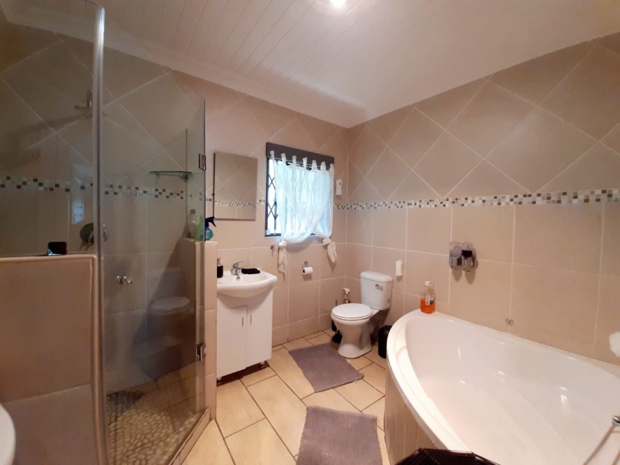 3 Bedroom Property for Sale in Mantevrede Gauteng