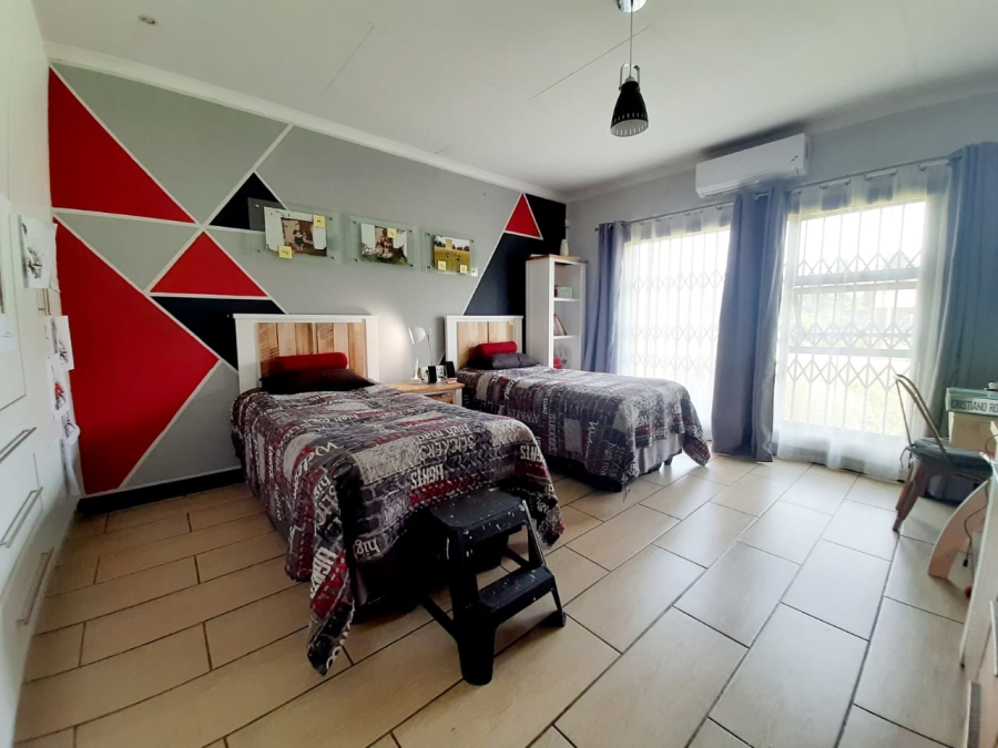 3 Bedroom Property for Sale in Mantevrede Gauteng