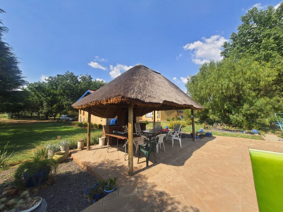 5 Bedroom Property for Sale in Northdene Gauteng