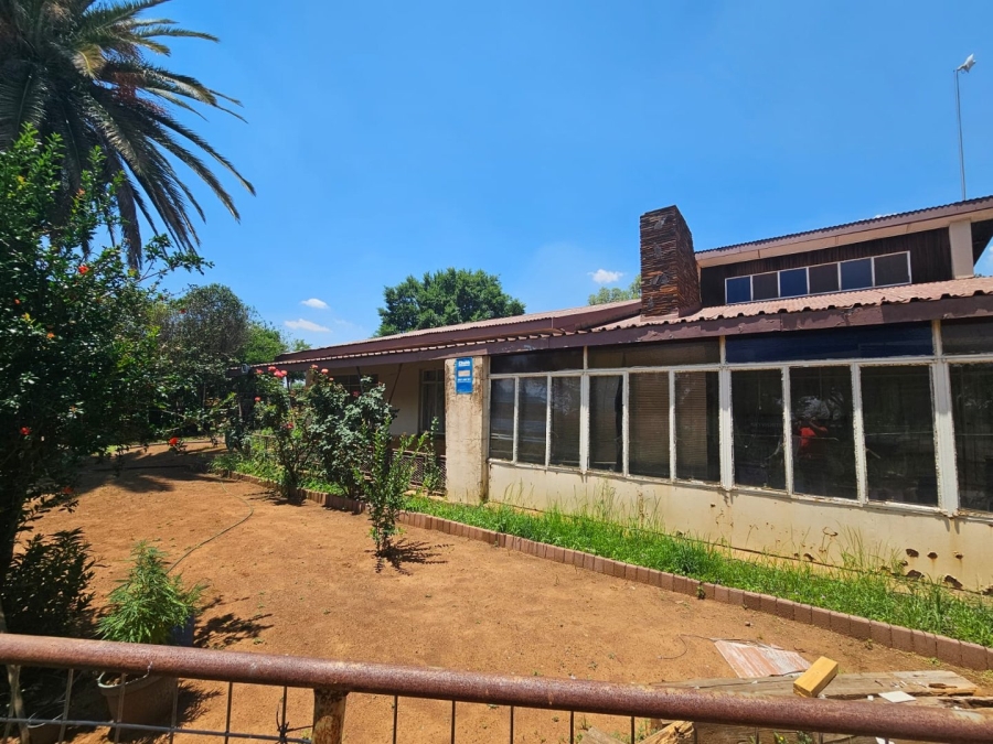 3 Bedroom Property for Sale in Mullerstuine Gauteng