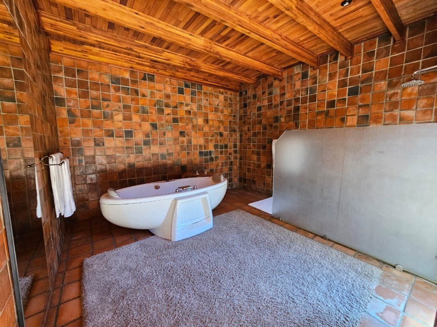 7 Bedroom Property for Sale in Vaalview Gauteng