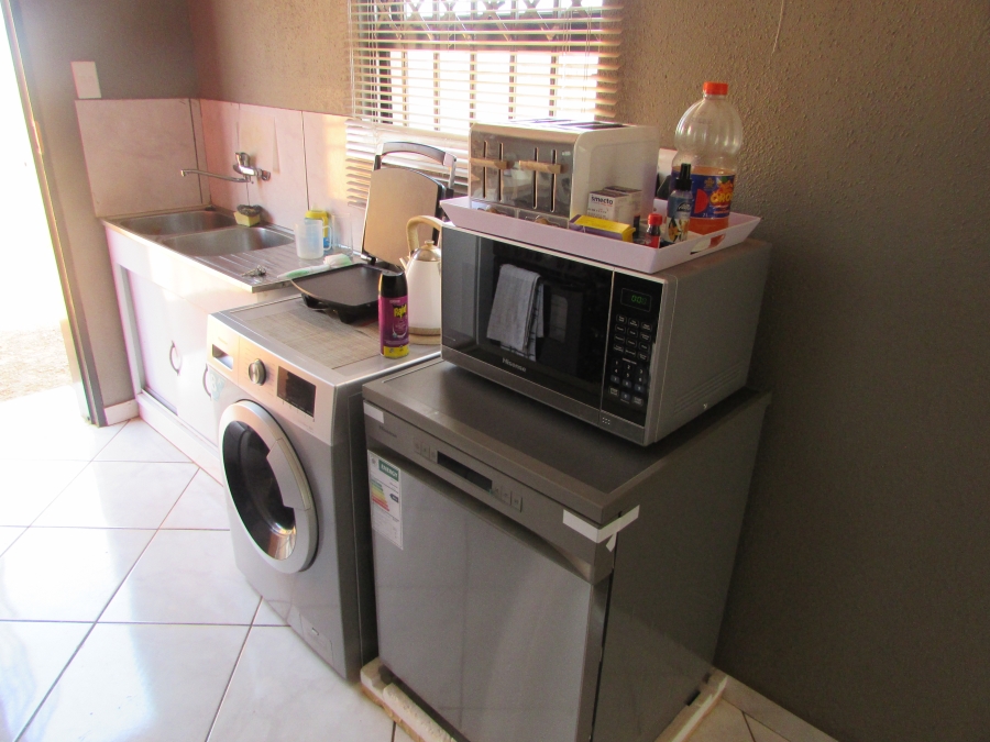 3 Bedroom Property for Sale in Westonaria Gauteng