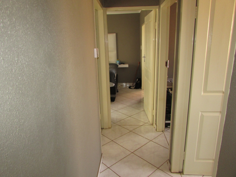 3 Bedroom Property for Sale in Westonaria Gauteng