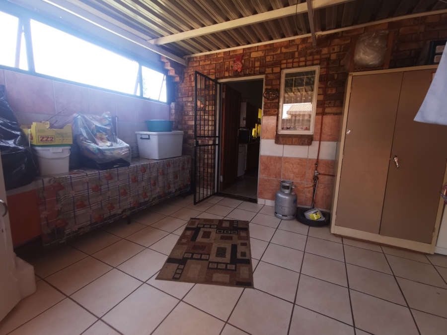 2 Bedroom Property for Sale in Clarina Gauteng