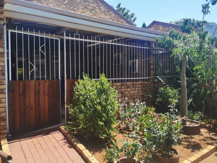 2 Bedroom Property for Sale in Clarina Gauteng