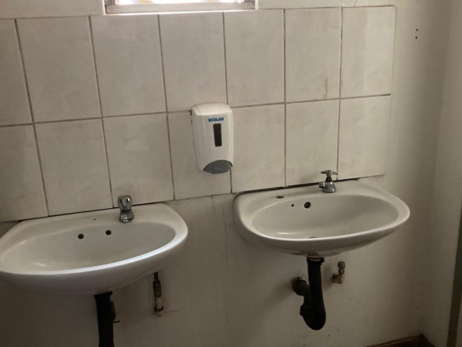 Commercial Property for Sale in Lyttelton Manor Gauteng