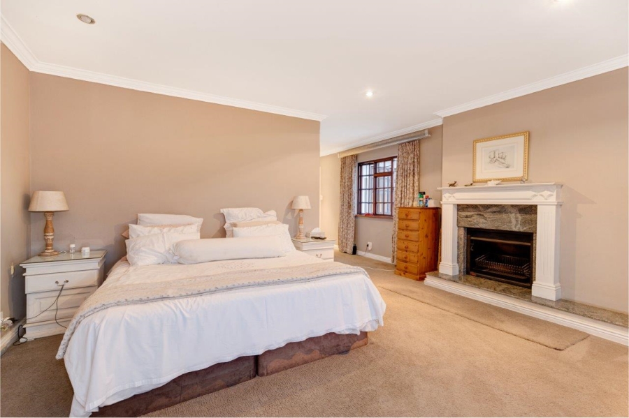 6 Bedroom Property for Sale in Kyalami Ah Gauteng