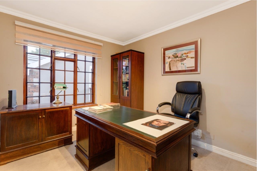 6 Bedroom Property for Sale in Kyalami Ah Gauteng