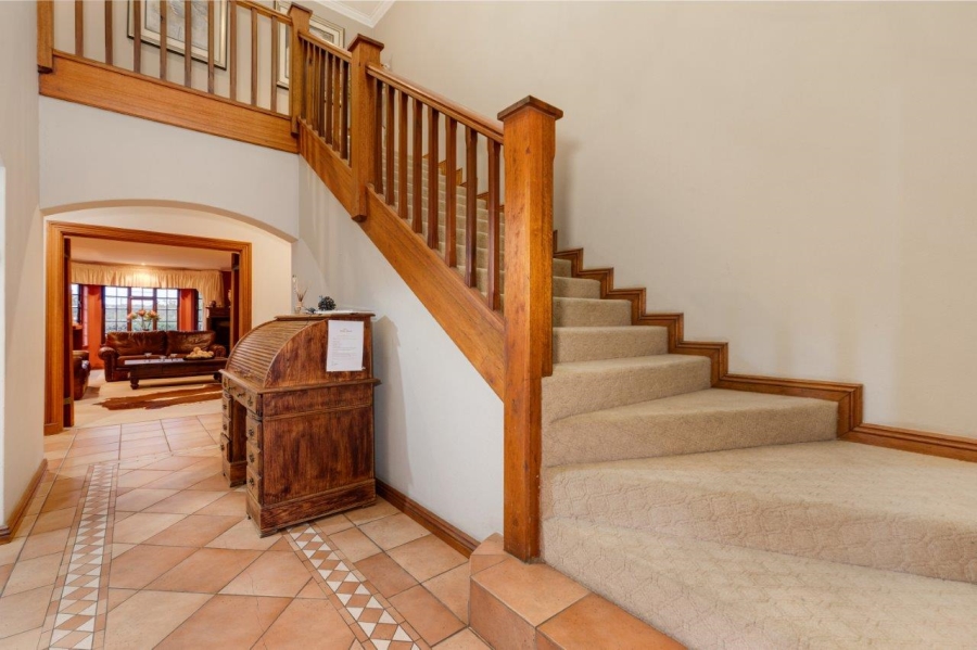 6 Bedroom Property for Sale in Kyalami Ah Gauteng