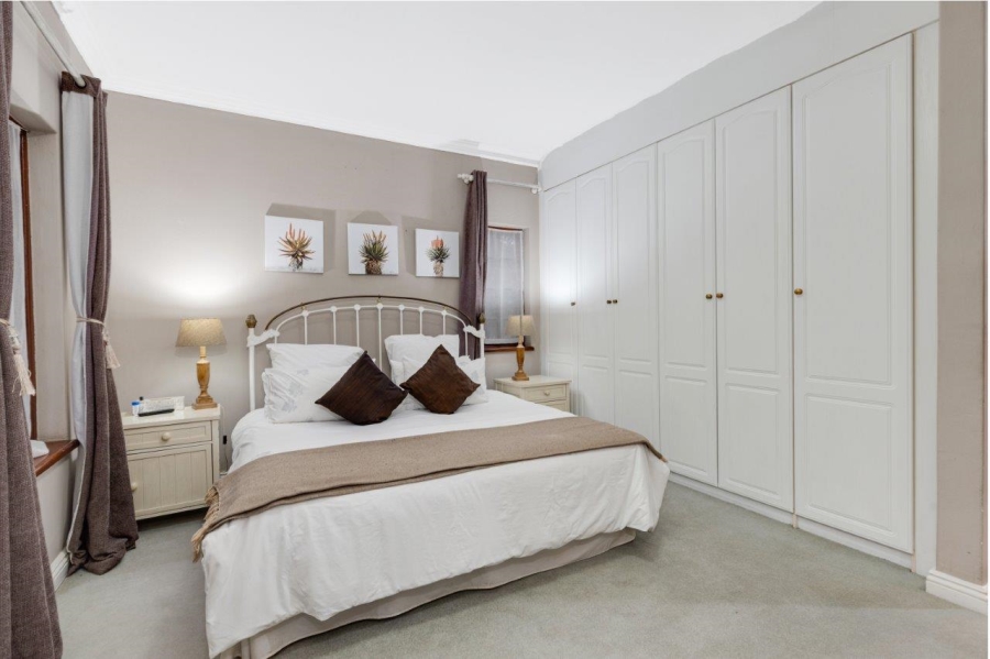 6 Bedroom Property for Sale in Kyalami Ah Gauteng