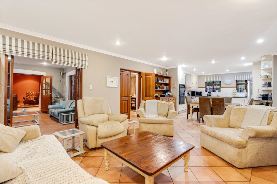 6 Bedroom Property for Sale in Kyalami Ah Gauteng