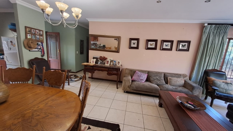 3 Bedroom Property for Sale in Country View Gauteng