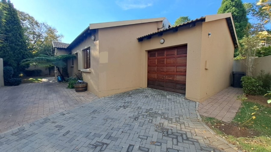 3 Bedroom Property for Sale in Country View Gauteng