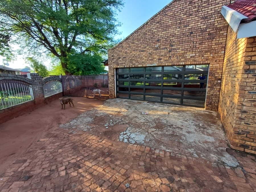 3 Bedroom Property for Sale in Clarina Gauteng